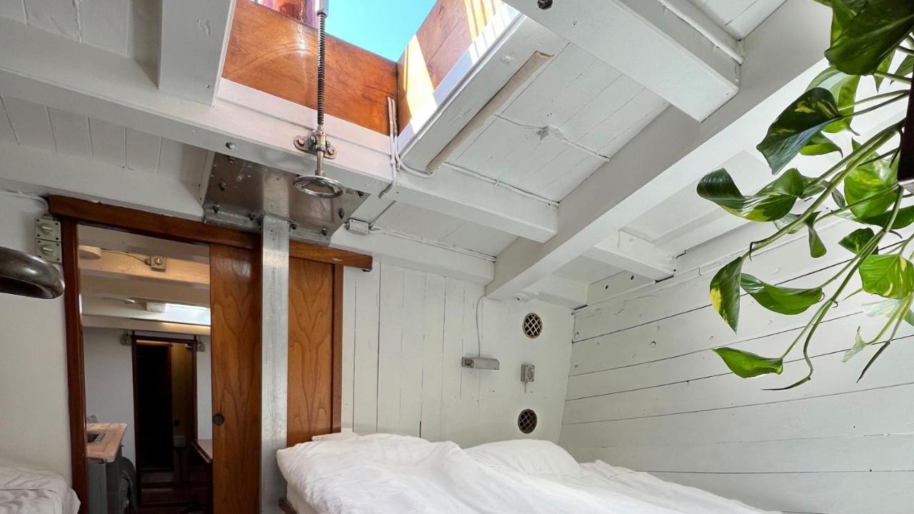 Unique Boat Accomodation - Bornholm Neksø Extérieur photo